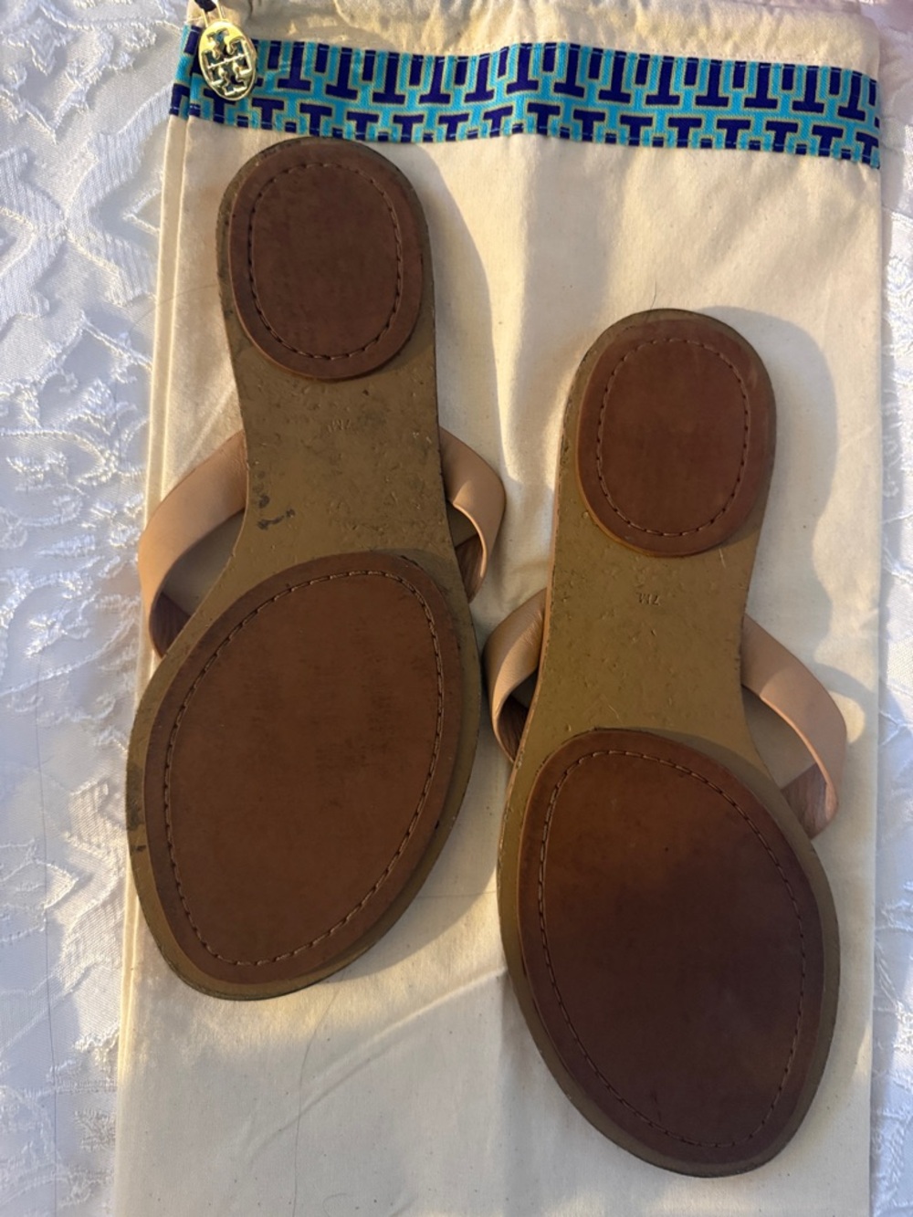Tory Burch Nude Beige Leather Logo Sandals, 7, see photos and read desc. - Picture 6 of 7